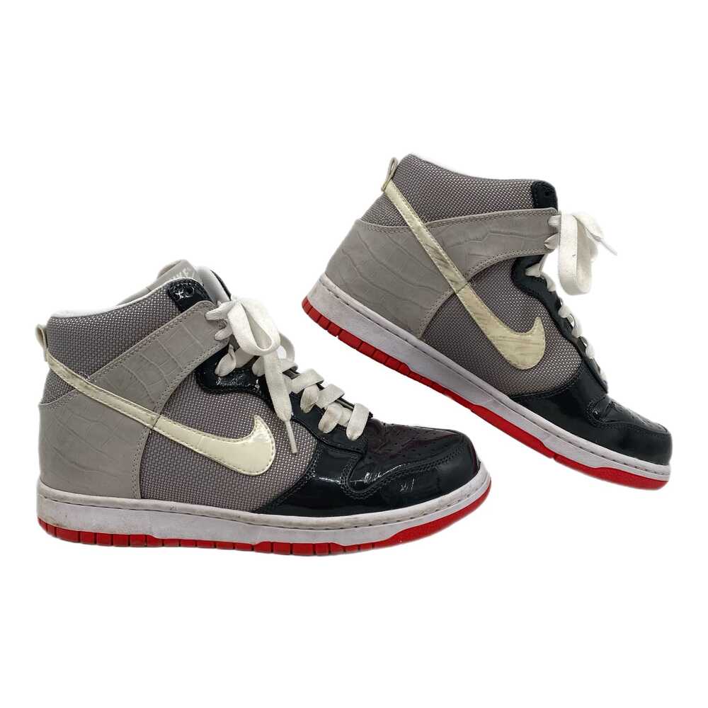 Nike Gray Red Sunburst Dunk Premium Sneakers Round Toe Lace-Up | Mens 9